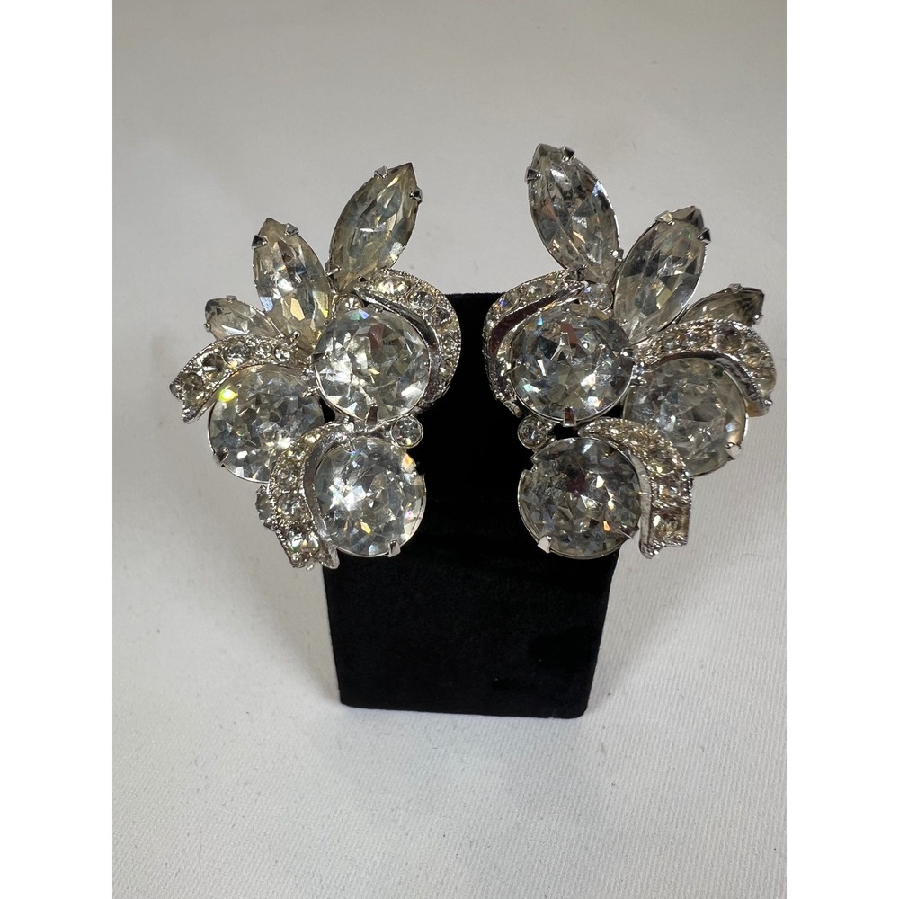 Vintage Eisenberg Clear Rhinestone Cluster Clip On Earrings Silver Tone SEE